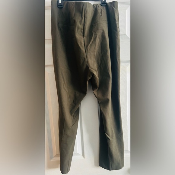 Nine West Side Zip High-Waisted Skinny Ankle Pants, size 14, Olive Green, NWOT - Picture 4 of 4